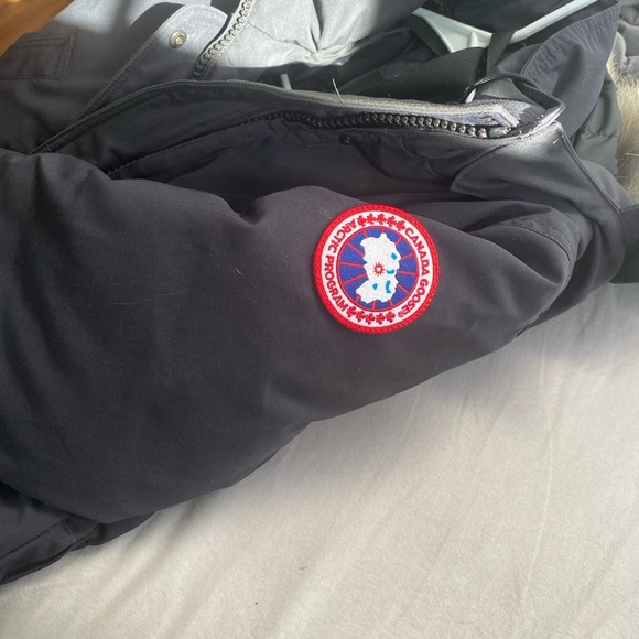 Canada Goose Jacket - Picture 3 of 3